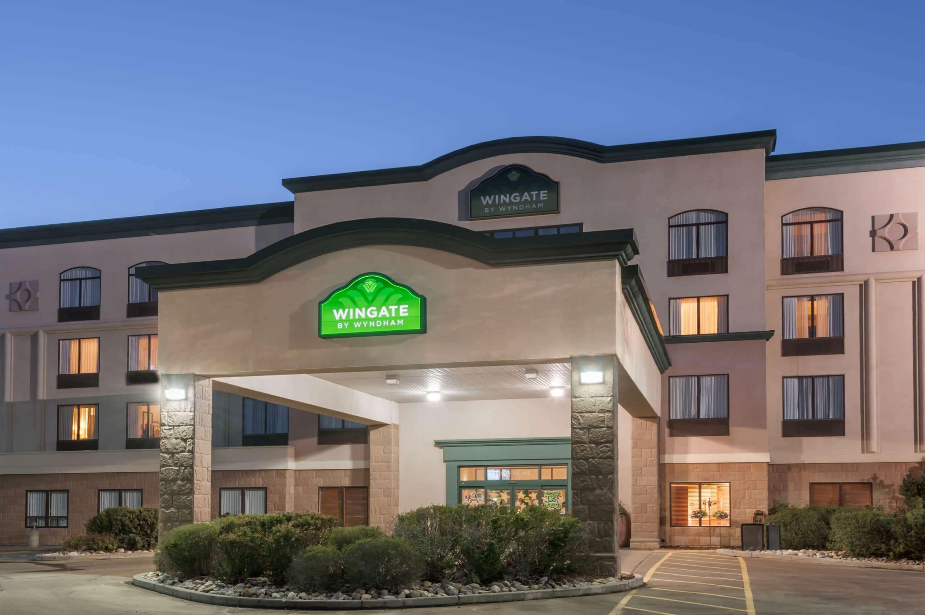 Wingate By Wyndham - Edmonton West Hotel Exterior foto